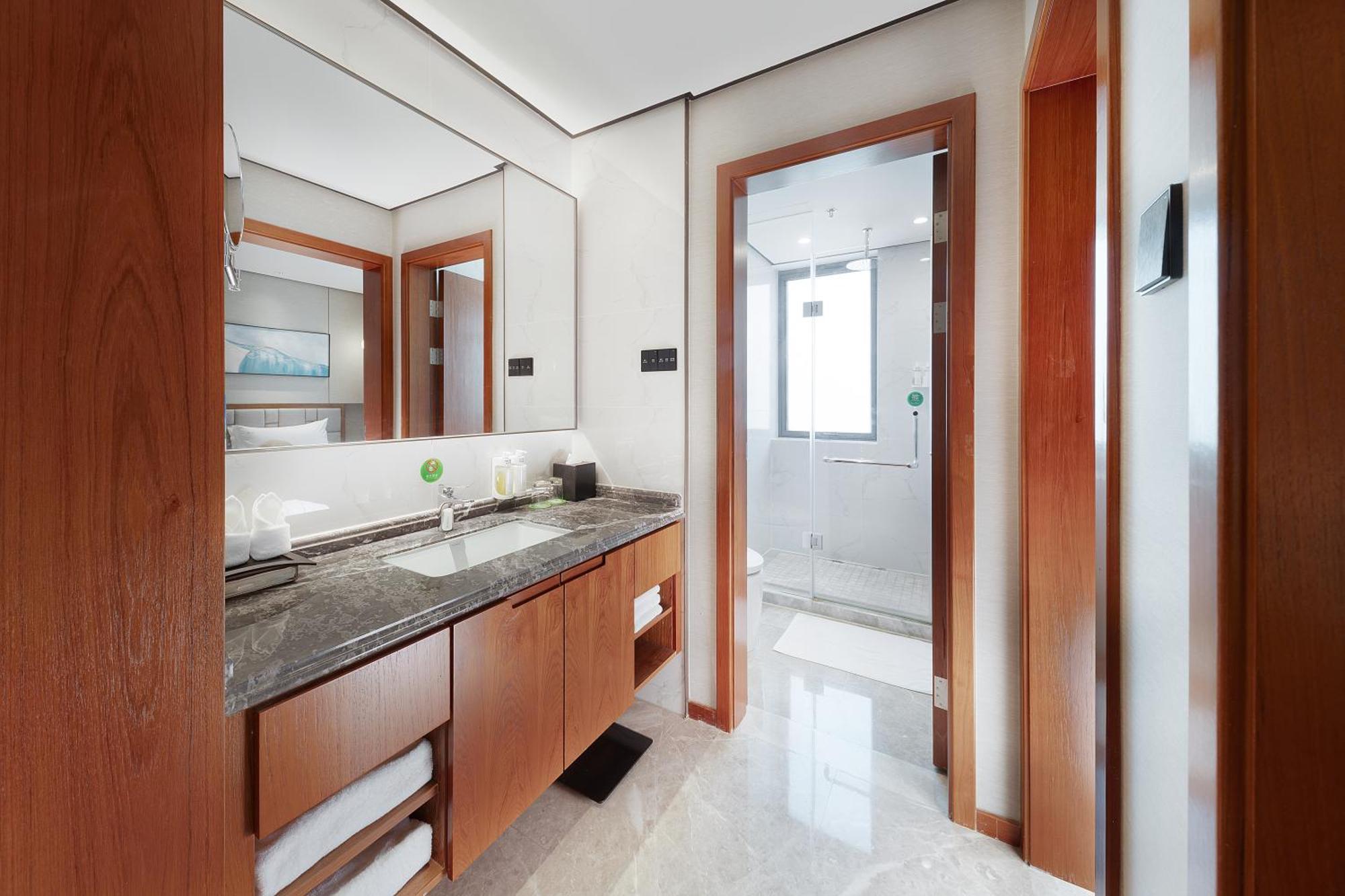 Holiday Inn Suites Xi'An High-Tech Zone By Ihg Екстериор снимка